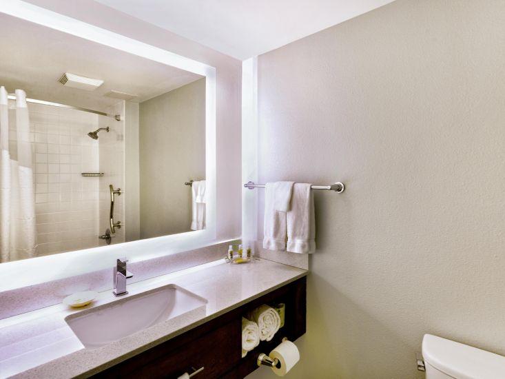 Holiday Inn Miami West - Airport Area By Ihg Хайлиа-Гарденс Экстерьер фото